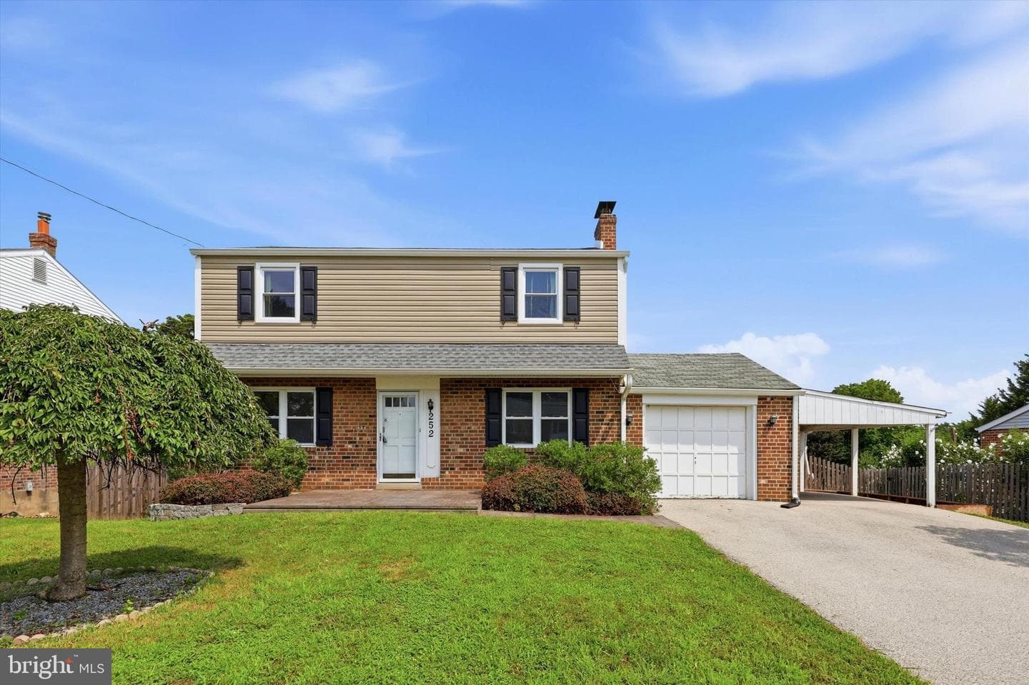 252 W Beidler Road photo 1
