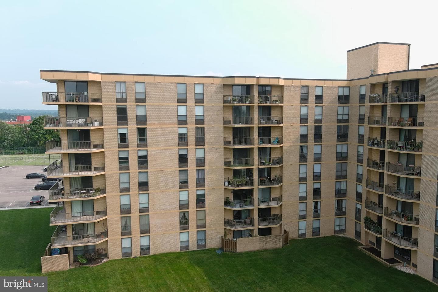 666 W Germantown Pike #1601 photo 1