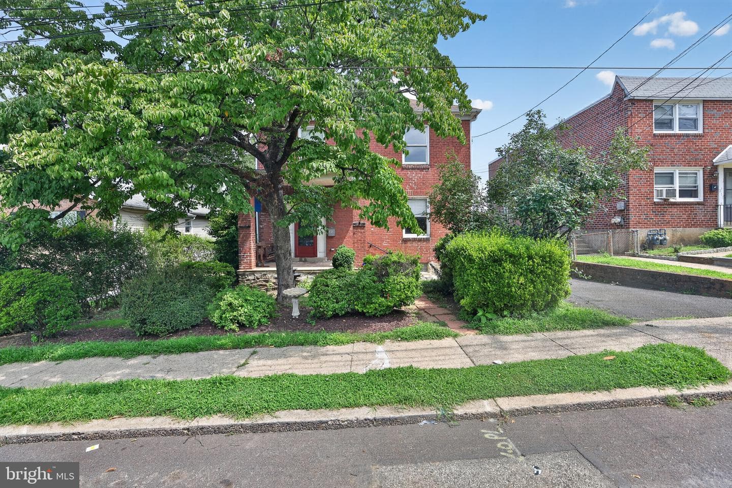 313 Montgomery Avenue photo 1
