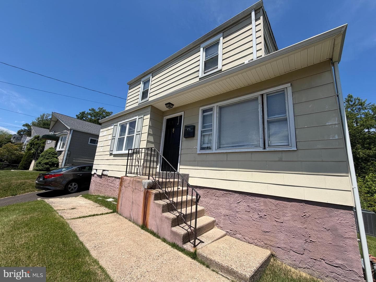 2923 Turner Avenue photo 1