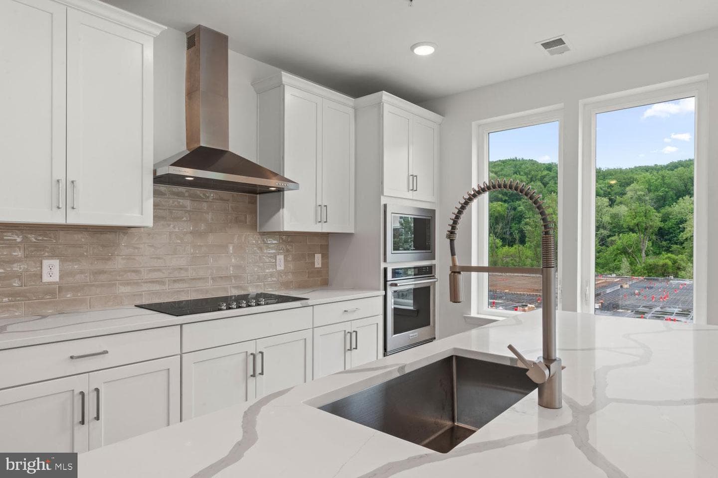 431 Washington Street #113 Lewis photo 1