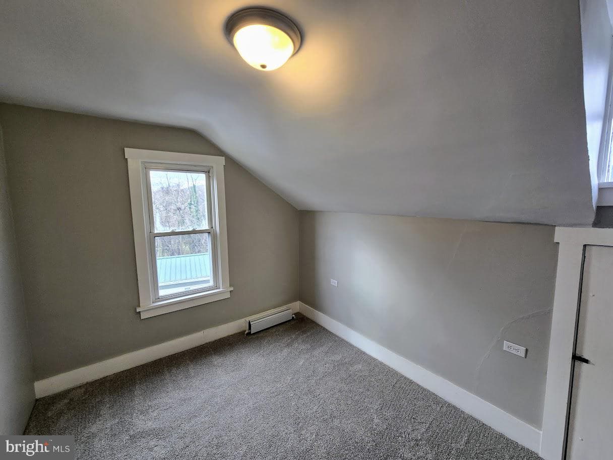 22 W Spanogle Avenue photo 17