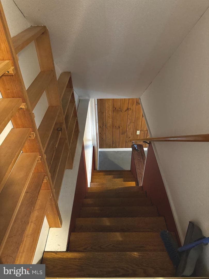 1219 Vira Road photo 31