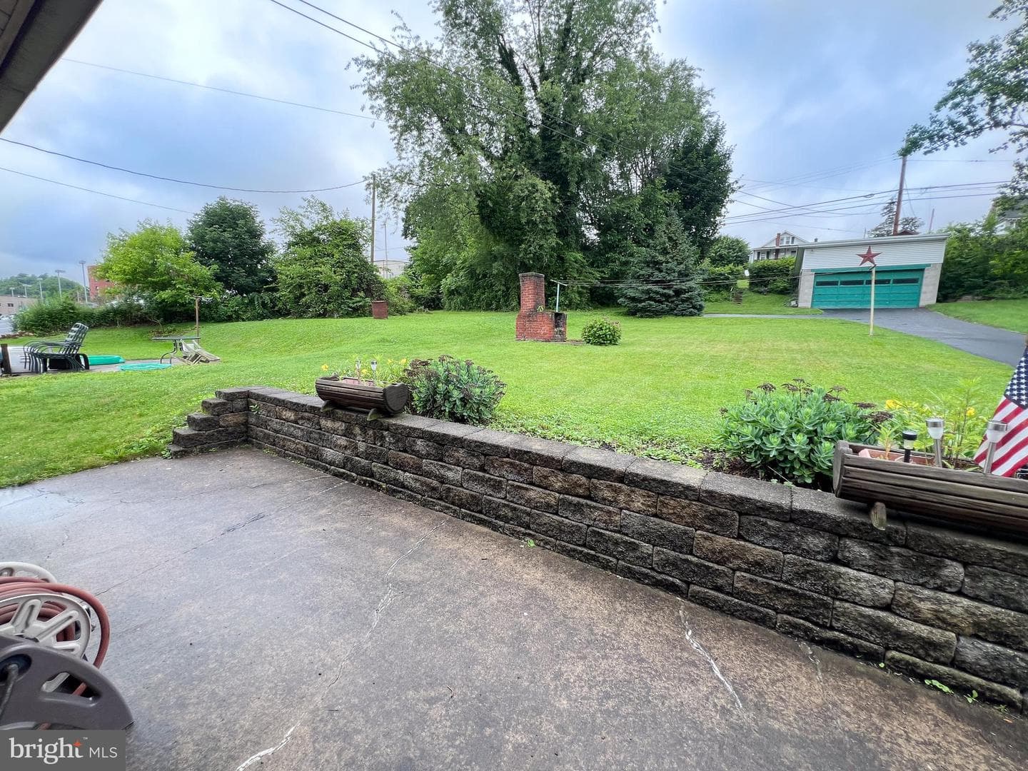 512 Electric Avenue photo 35