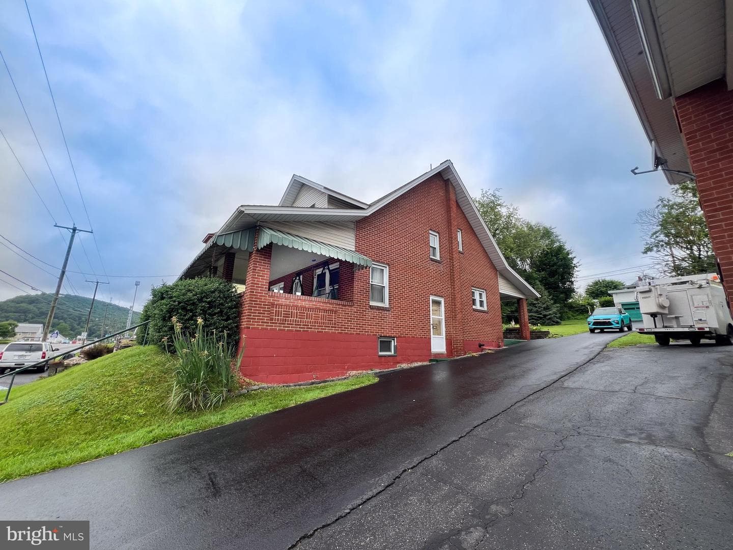 512 Electric Avenue photo 40