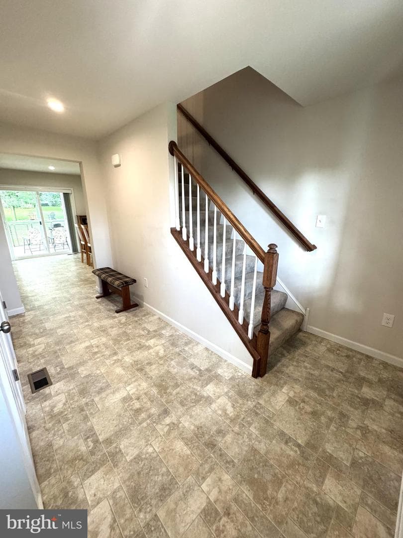 65 Hillside Dr photo 14