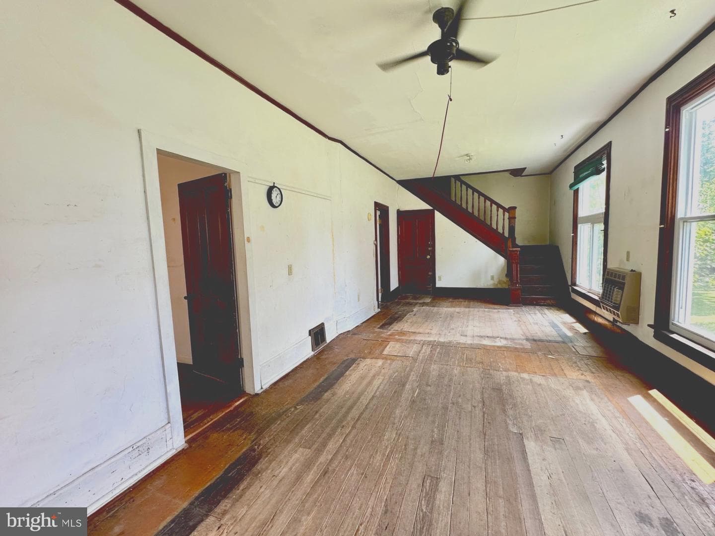 154 Walnut Street photo 13