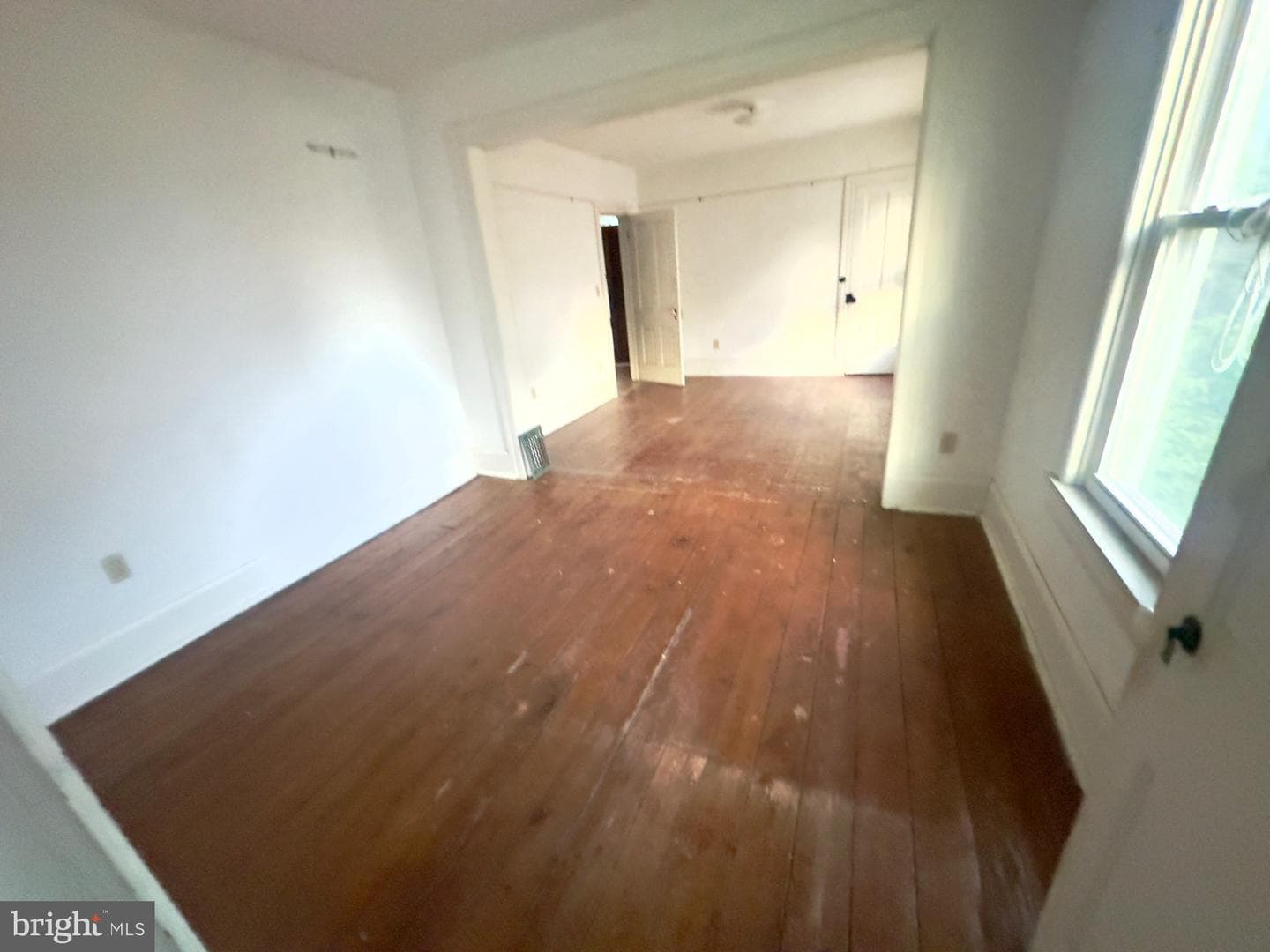 154 Walnut Street photo 21