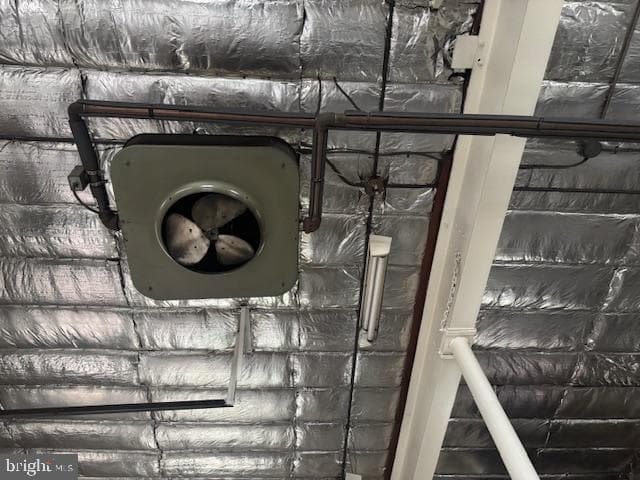 10 S Main St photo 12