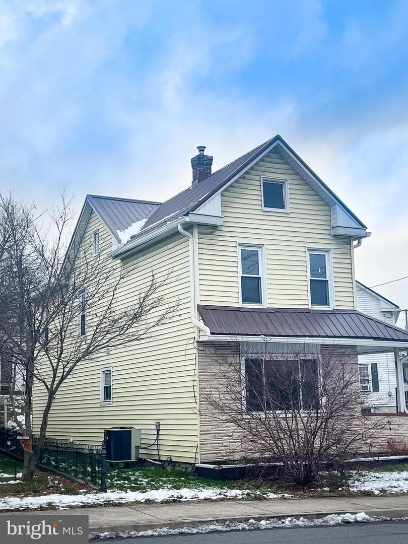 119 S Walnut Street photo 21