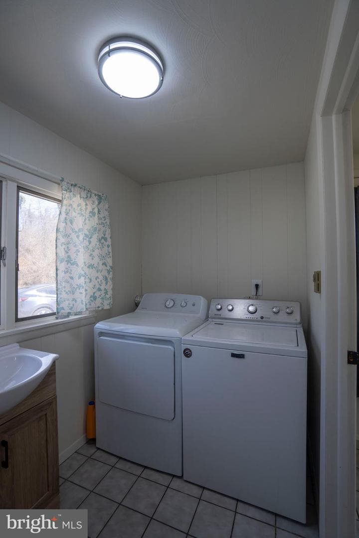17 Sunset Road photo 18
