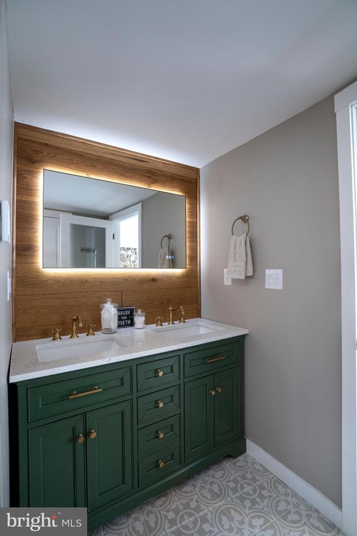 17 Sunset Road photo 39