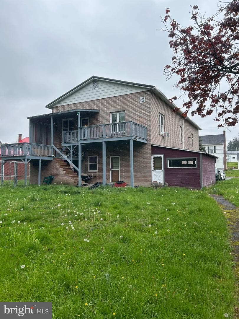 56 Maclay Street photo 8