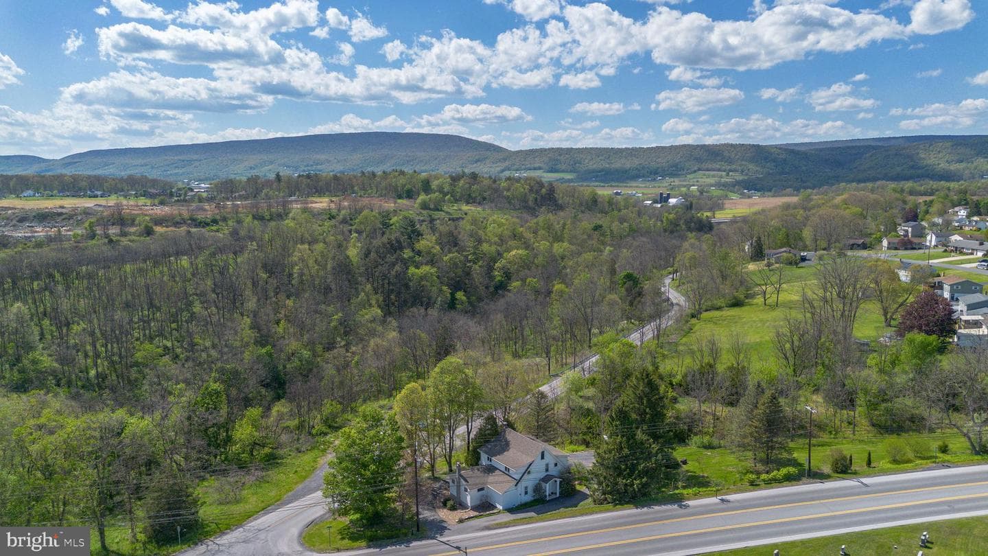 378 Tea Creek Rd photo 38