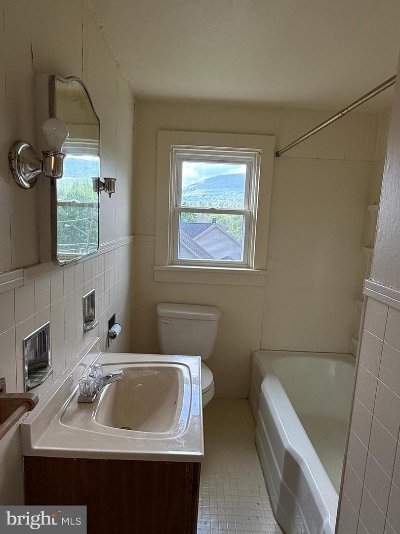 112 S Ridge Street photo 22