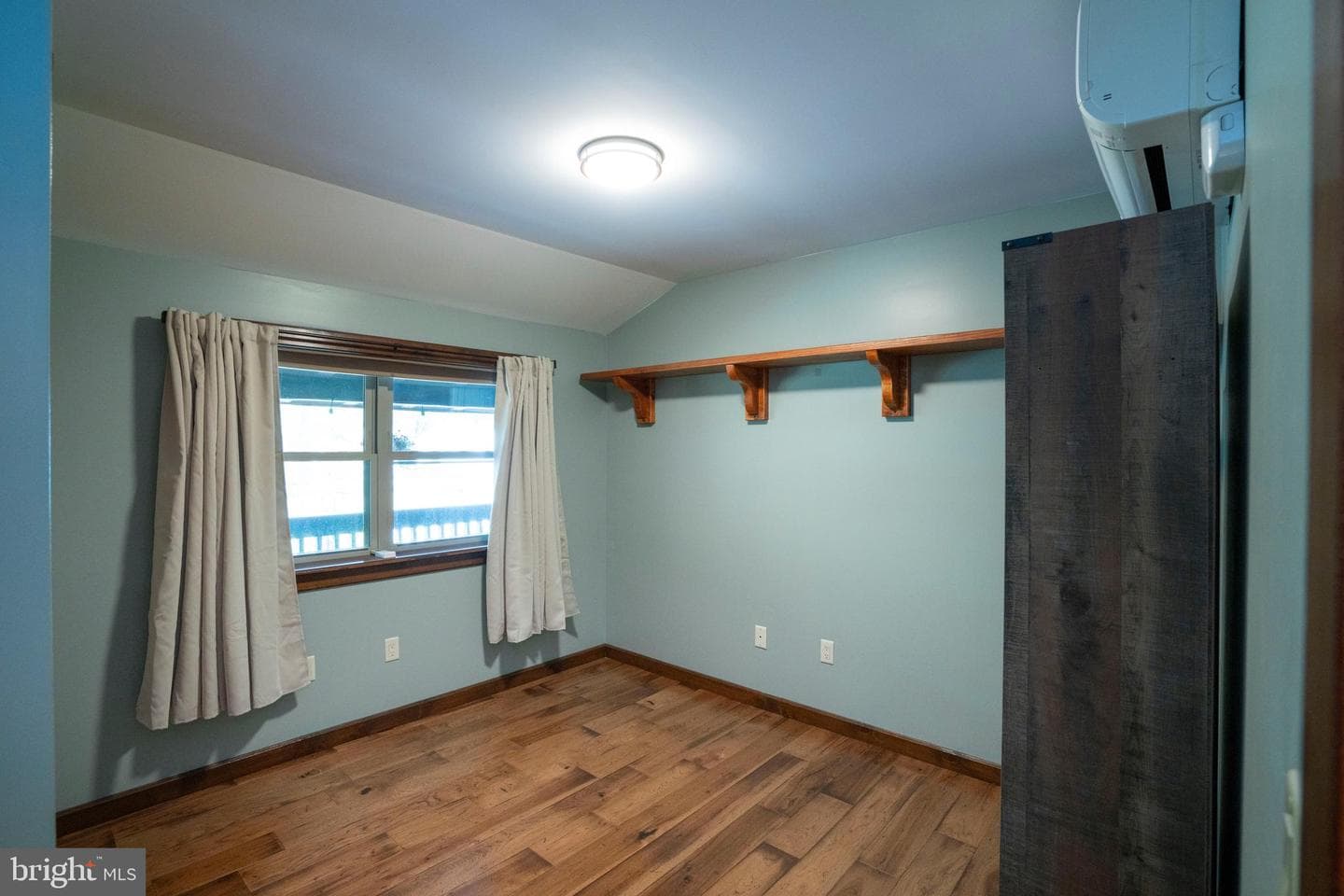 145 Cross Street photo 63