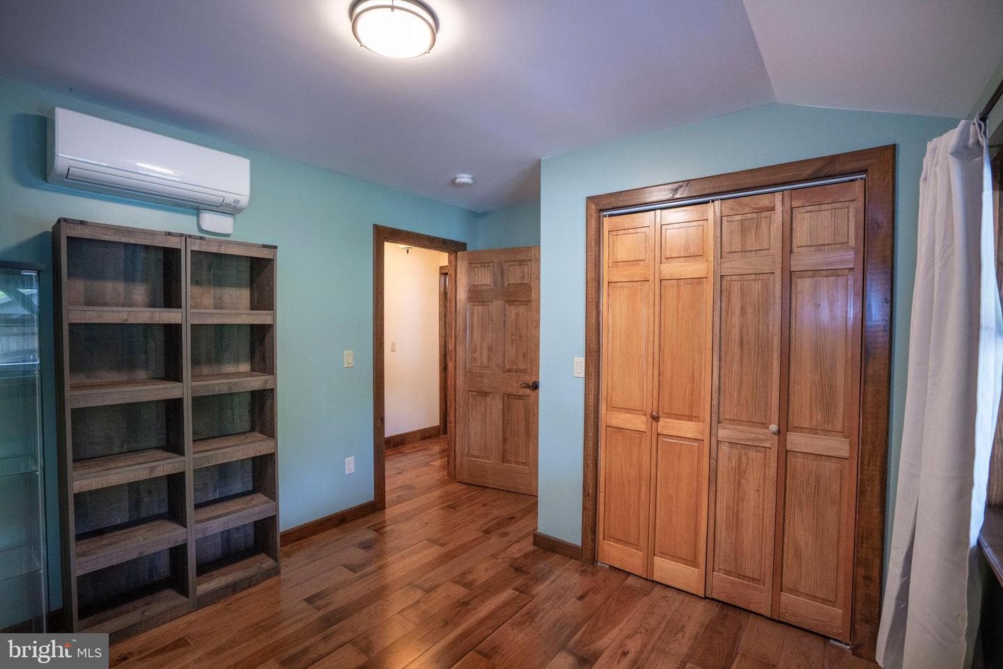 145 Cross Street photo 65