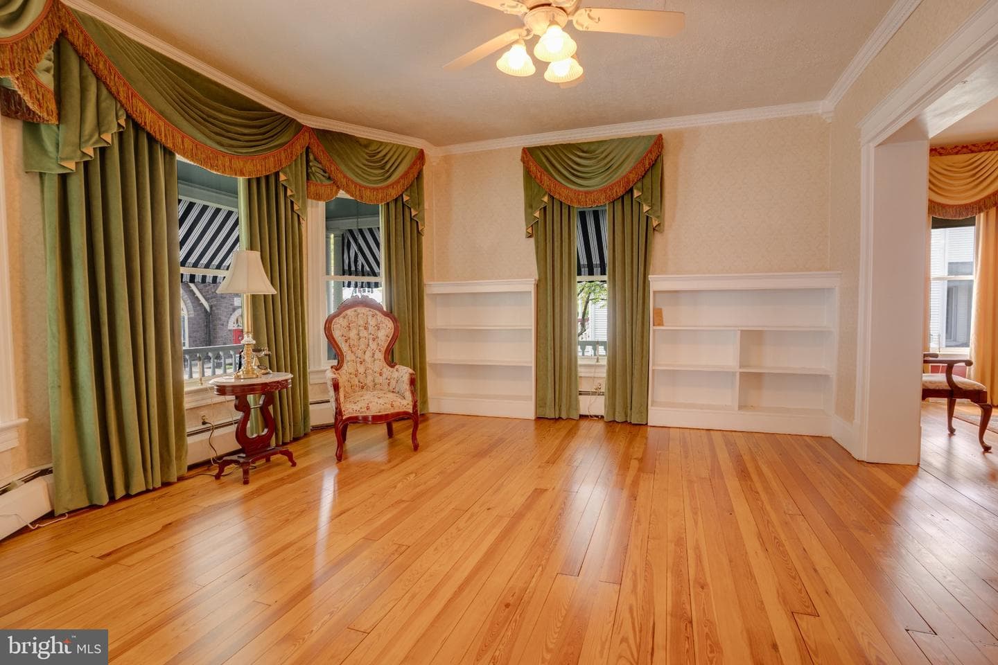 149 Walnut Street photo 13