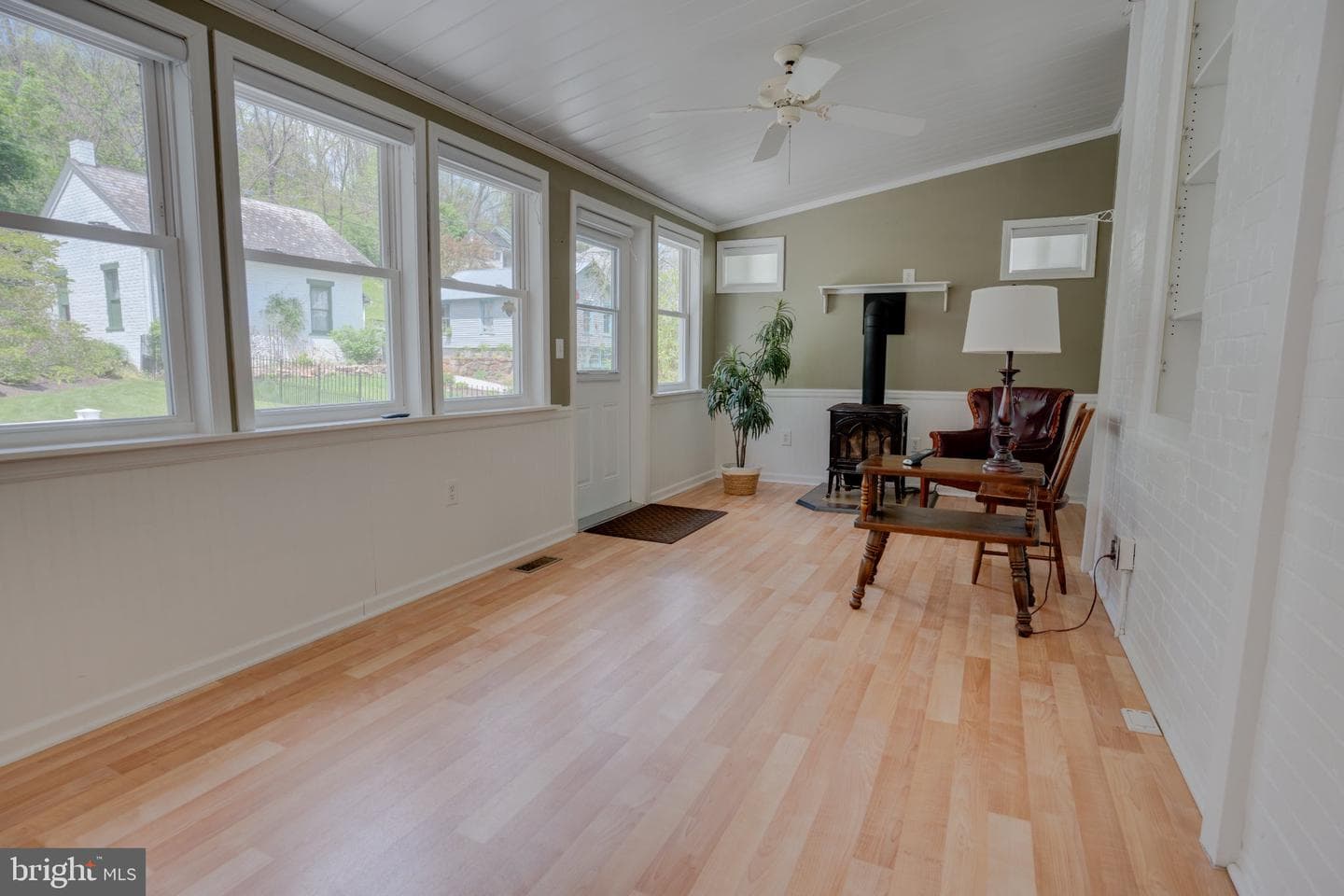 149 Walnut Street photo 27