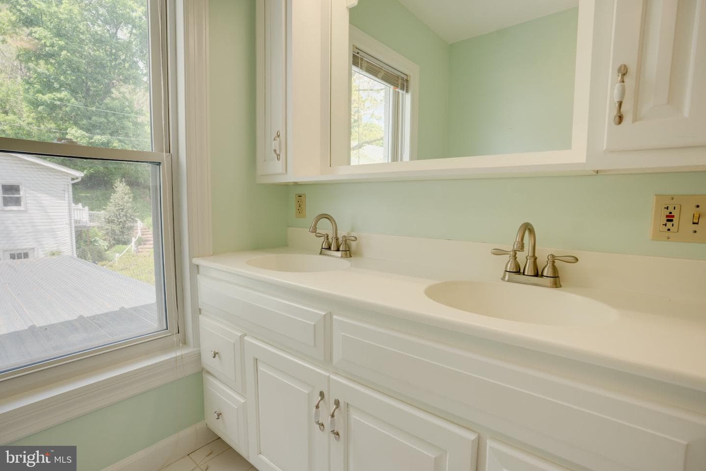 149 Walnut Street photo 49
