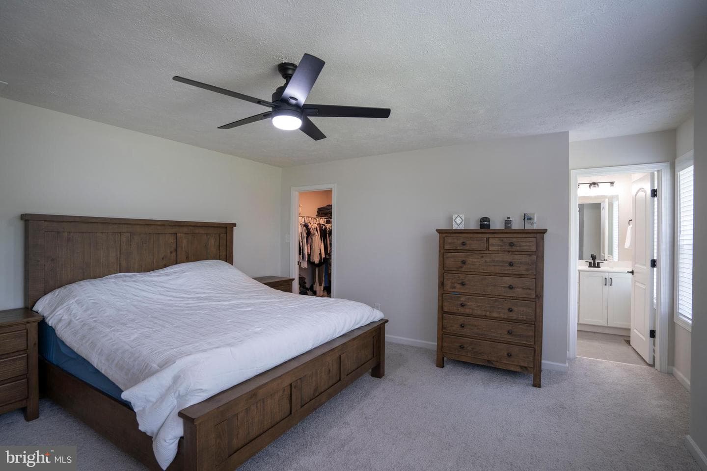 99 Hillside Drive photo 27