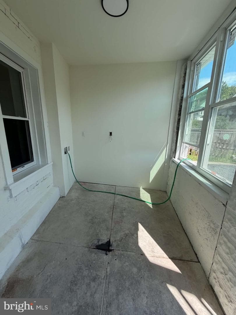 215 N Grand Street photo 10