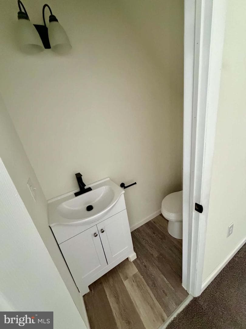 215 N Grand Street photo 7