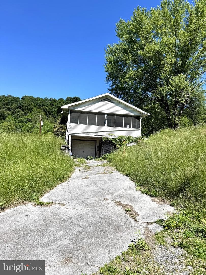 373 Strodes Run Road photo 10
