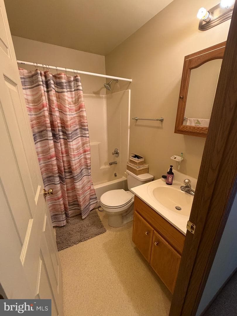 10e Taylor Drive photo 7