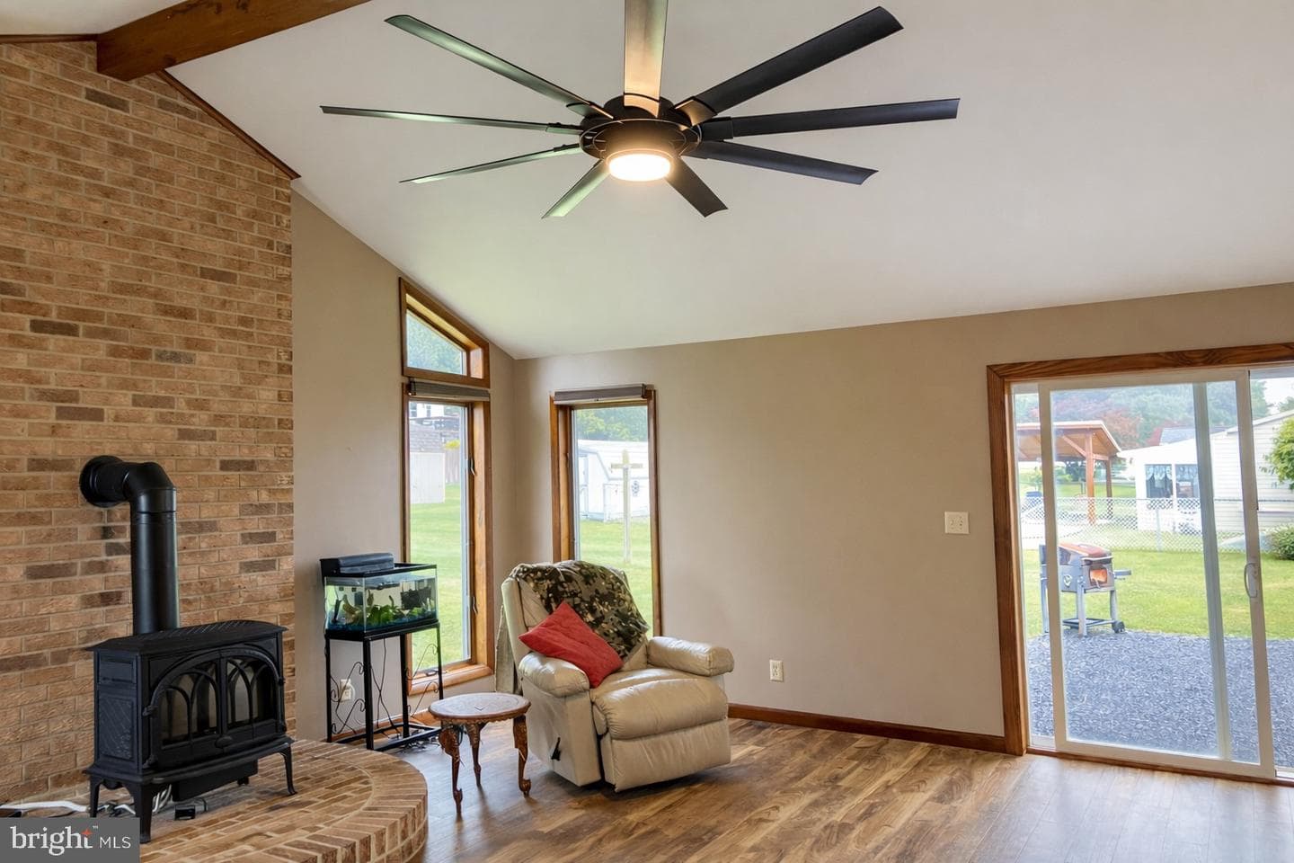 101 Marlick Avenue photo 3