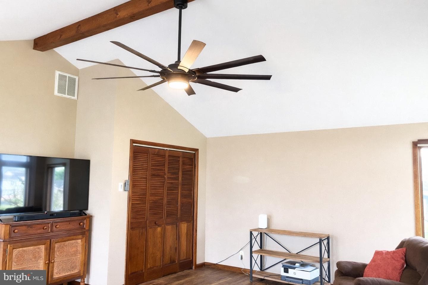 101 Marlick Avenue photo 6