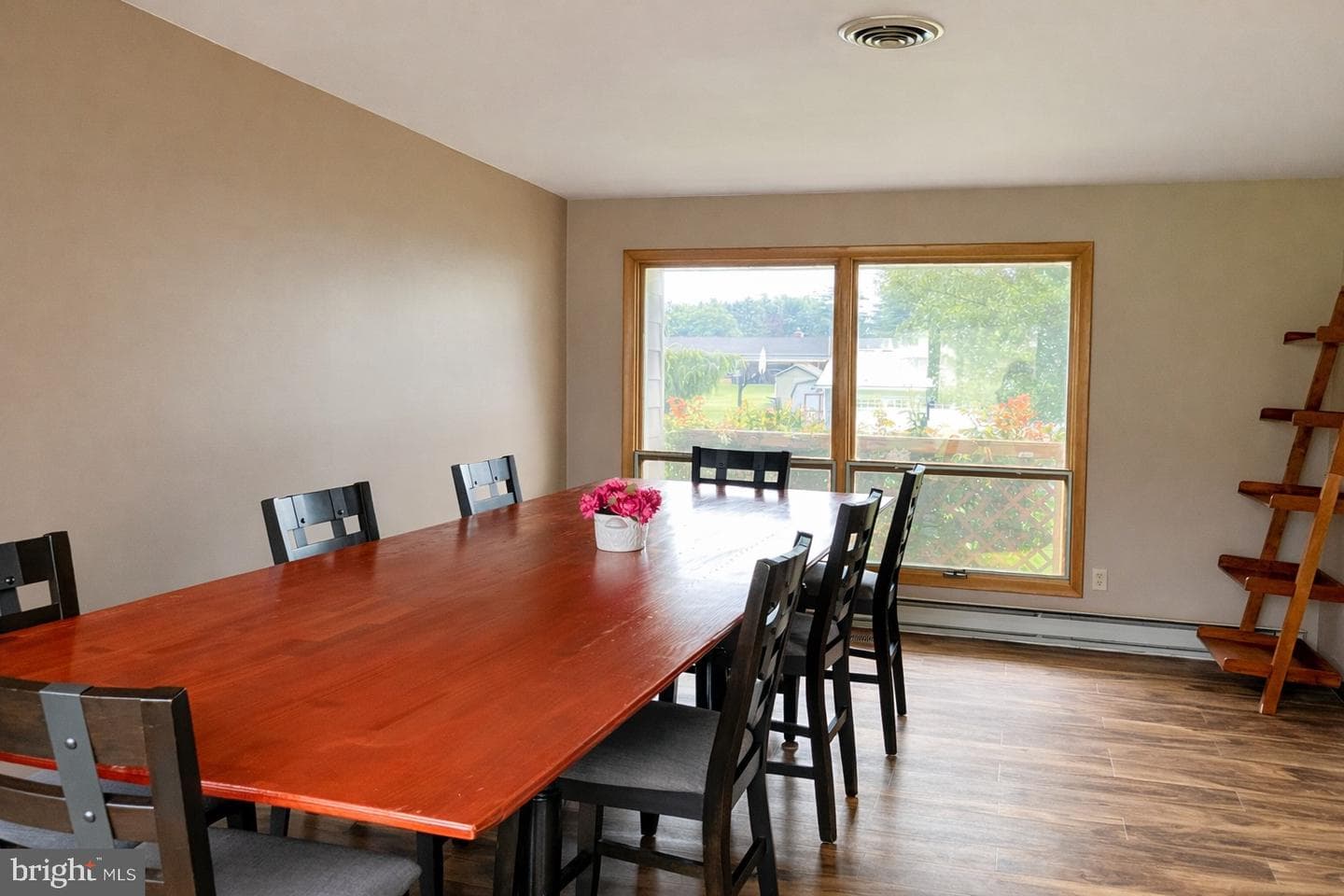 101 Marlick Avenue photo 8