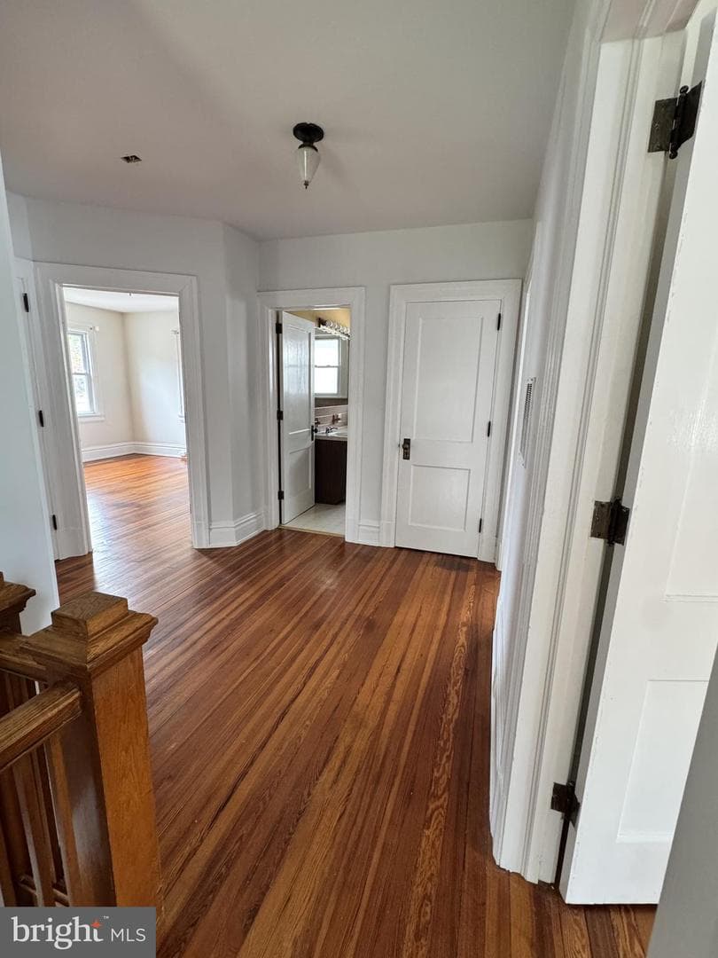 138 Walnut Street photo 18