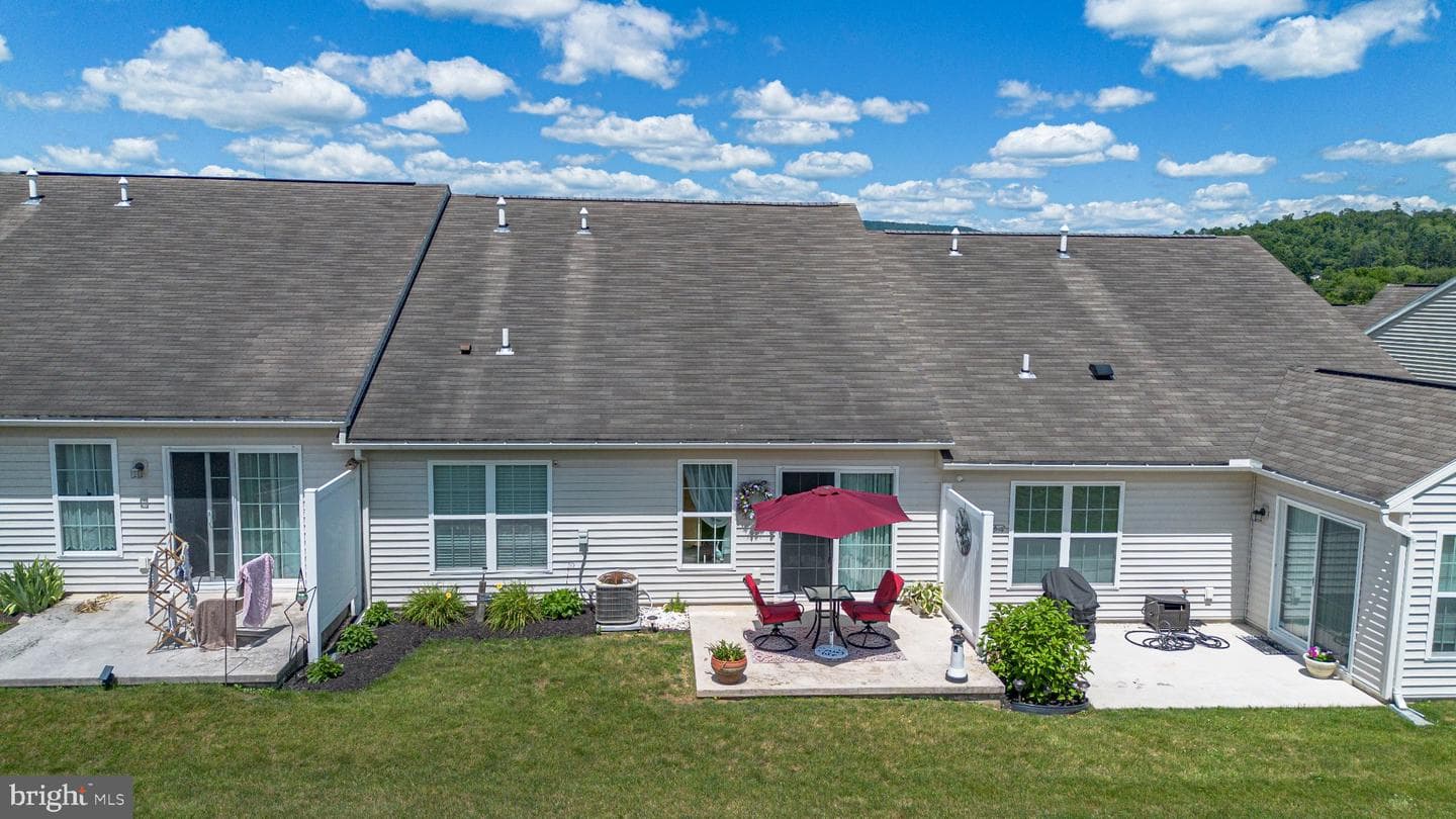 165 Cambridge Lane photo 21