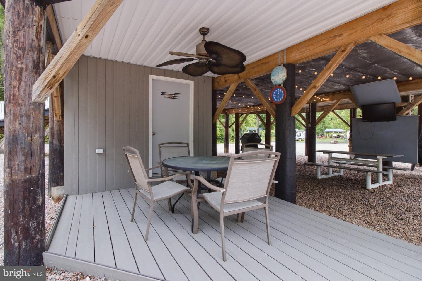 203 Front Drive photo 7