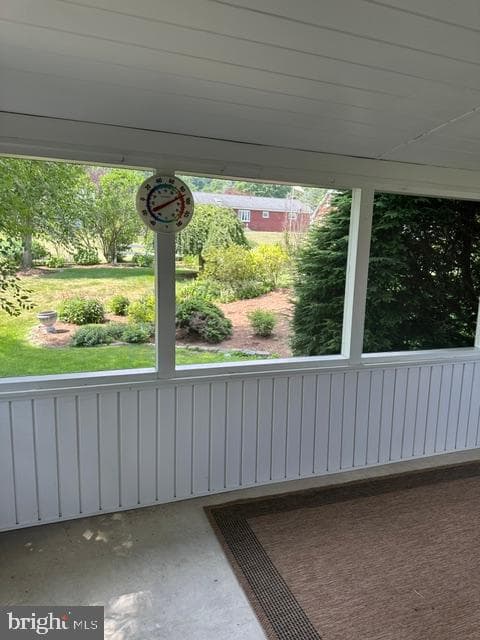 328 Cottage Place photo 27