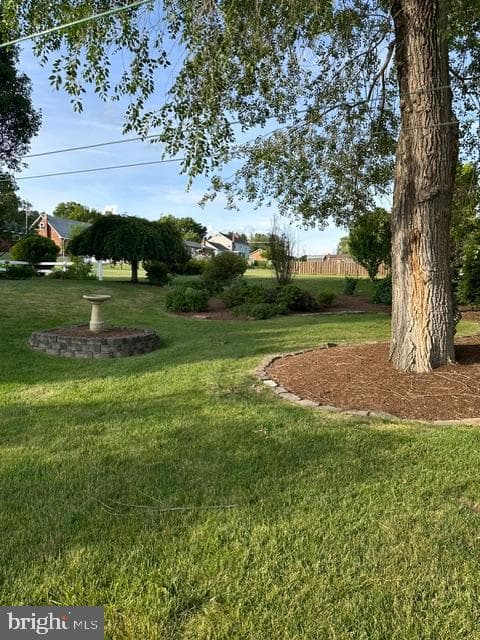 328 Cottage Place photo 6