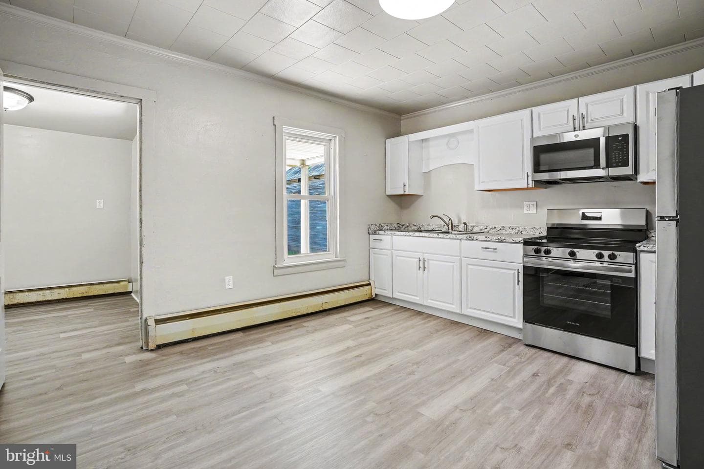 1441 N River Road photo 5