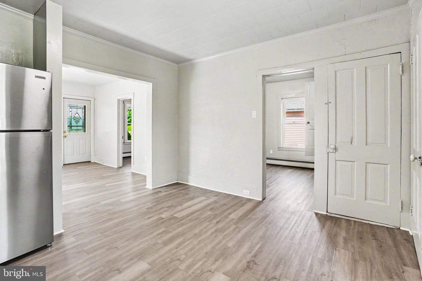 1441 N River Road photo 6