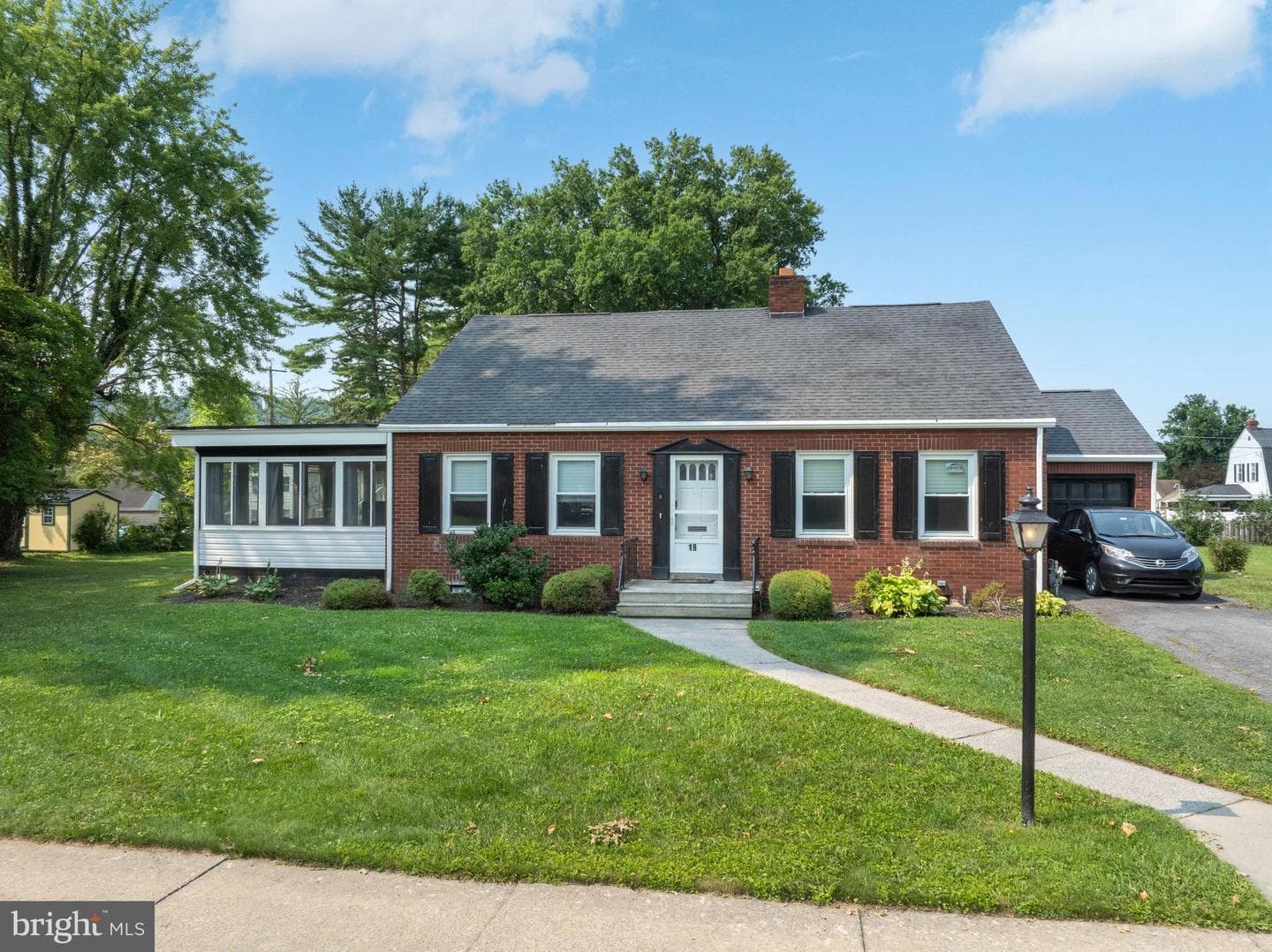 18 Sunset Road photo 47