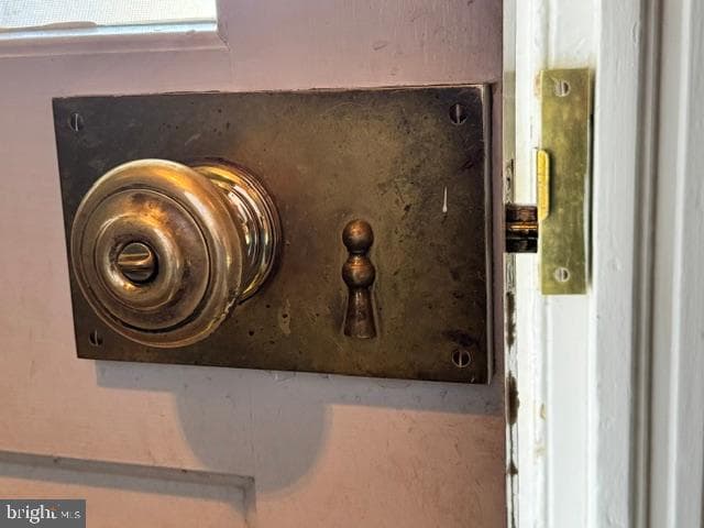 16 N Brown St photo 6