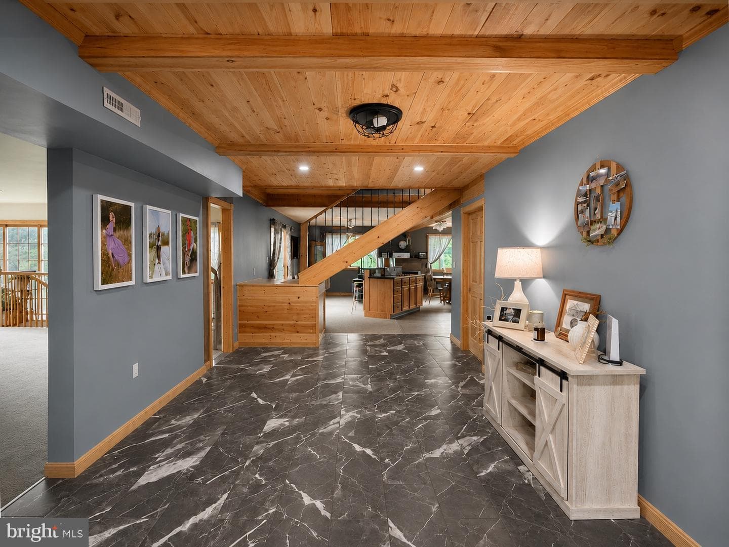 303 Flickerwood photo 3