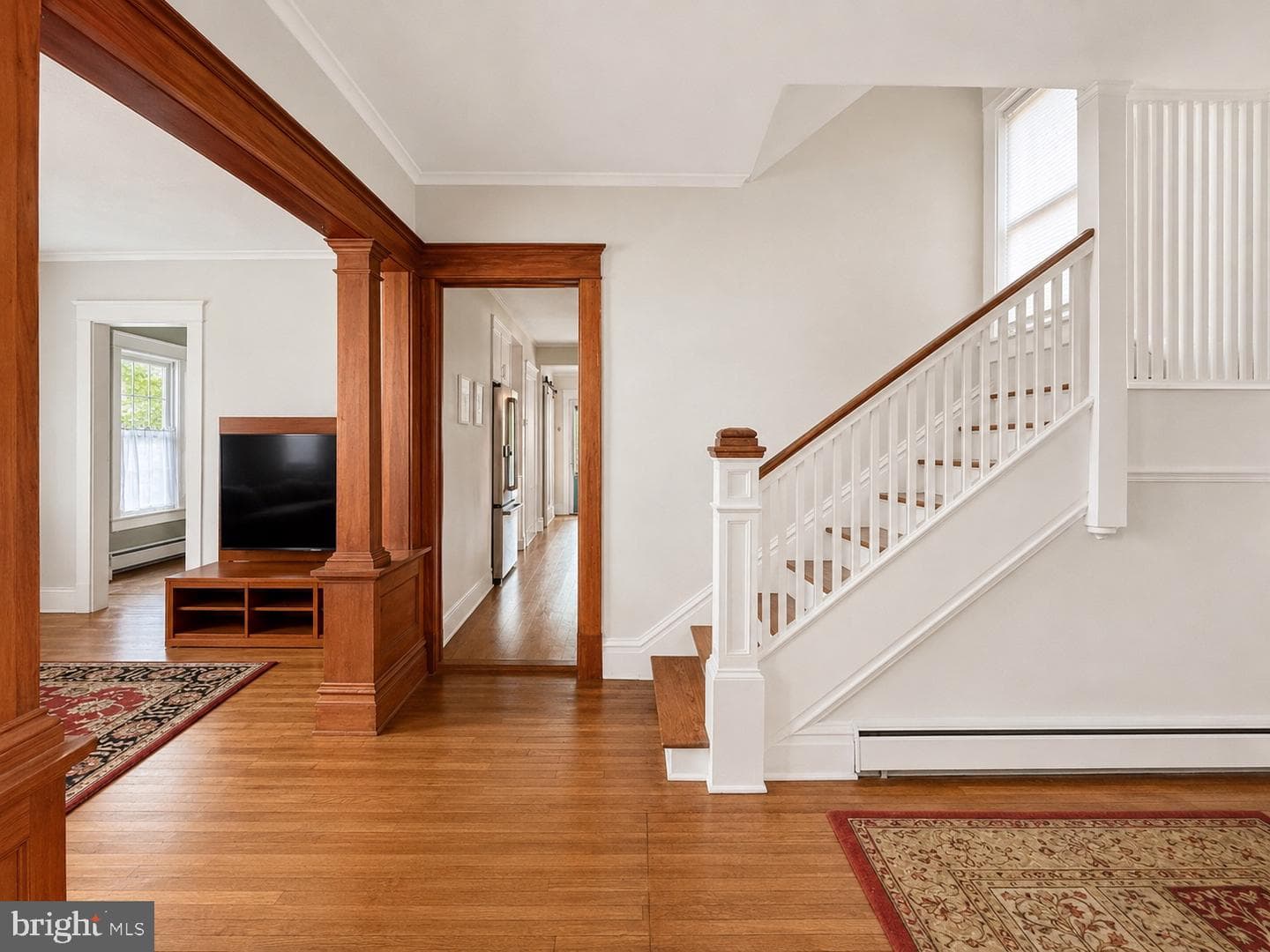 313 Pine Ave photo 5