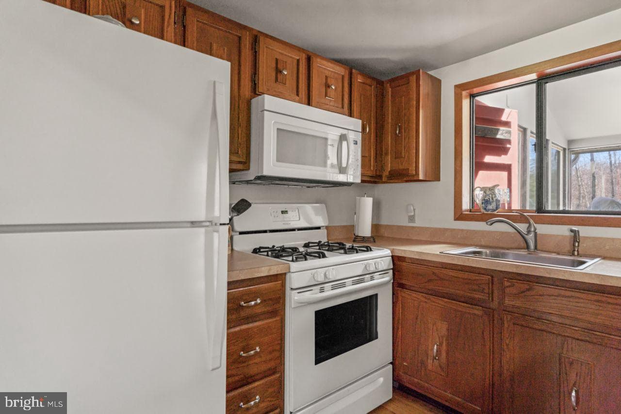 166 Tepee Drive photo 18
