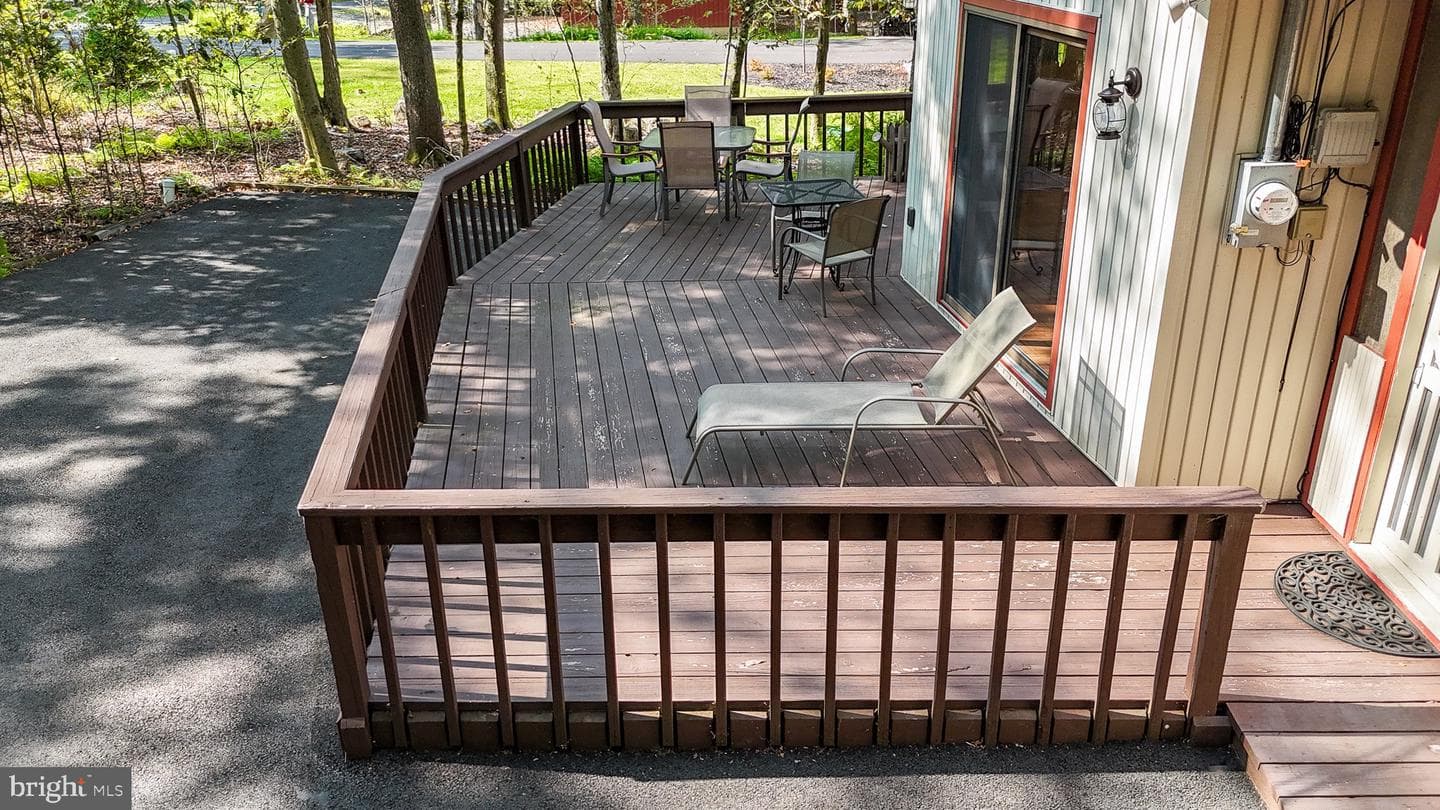 115 Maxatawny Drive photo 30