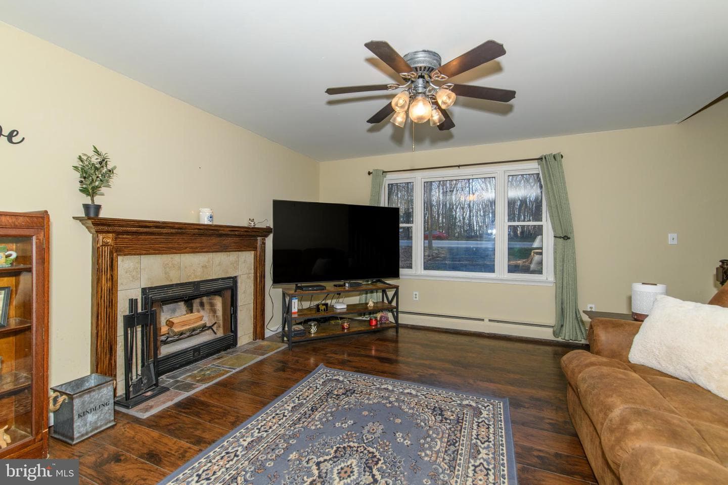 219 Robins Court photo 10