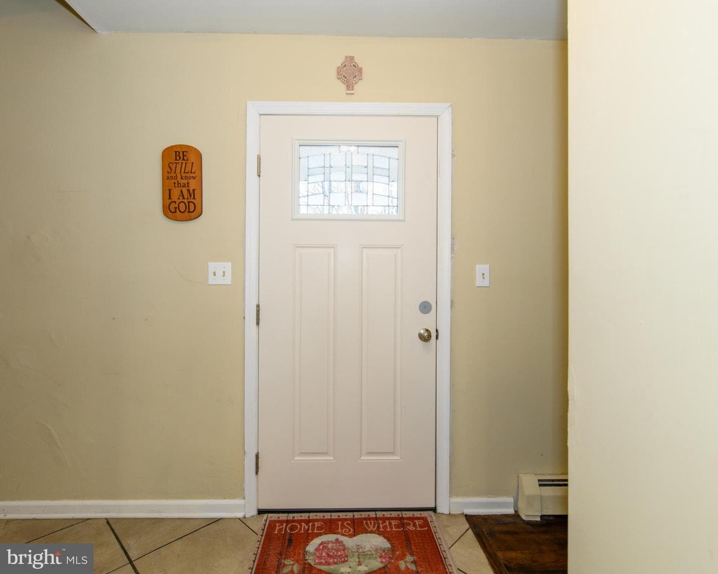219 Robins Court photo 3
