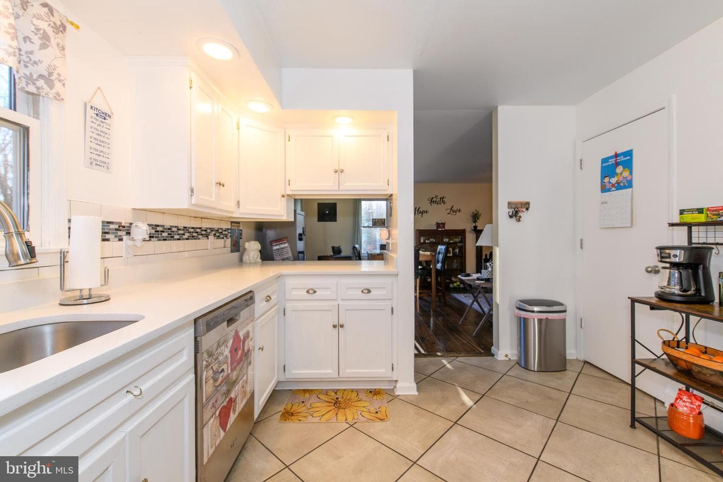 219 Robins Court photo 6
