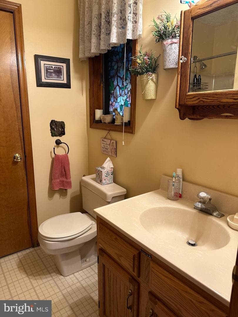 202 Tepee Drive photo 9