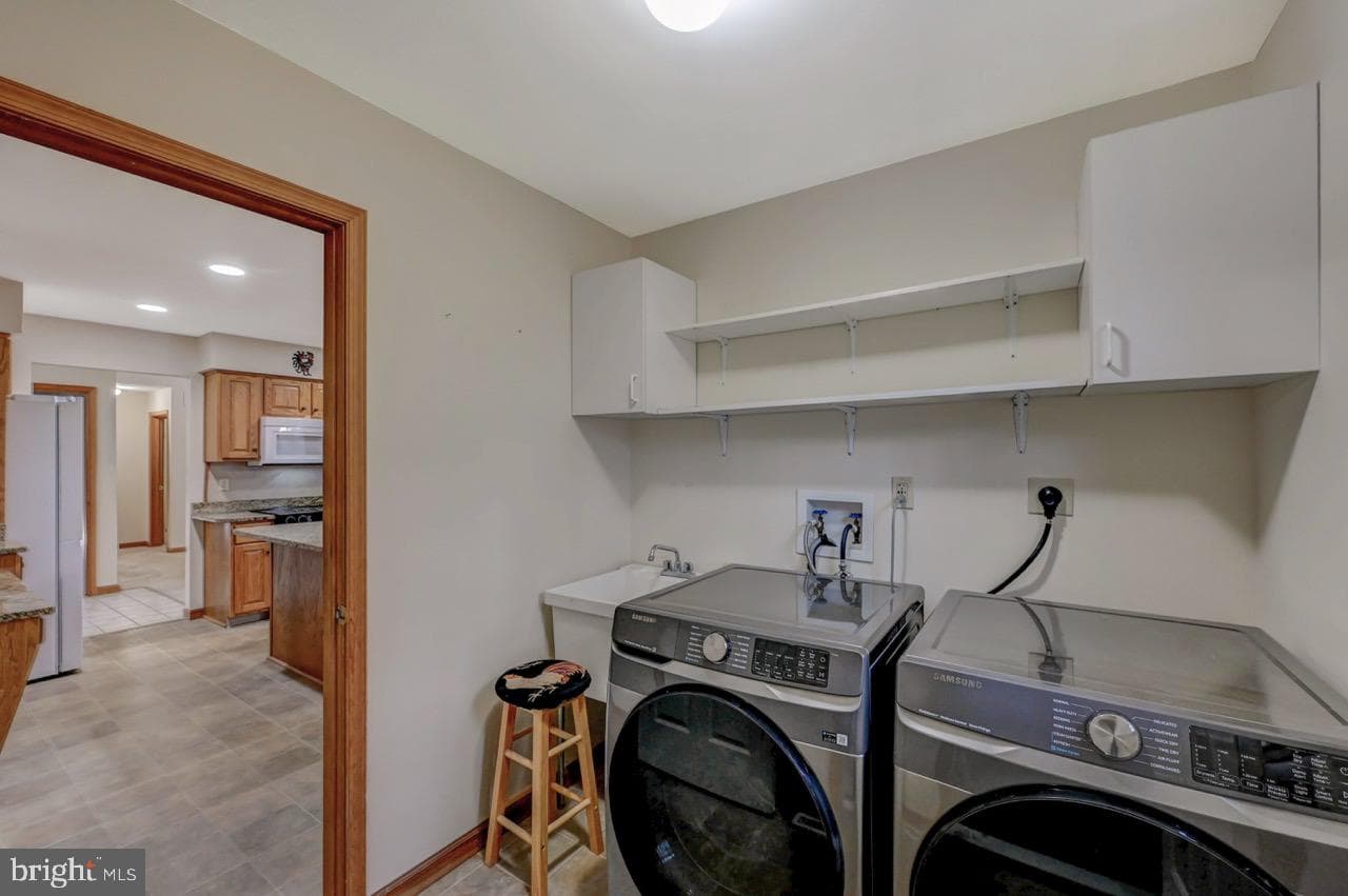 3115 Sparrow Court photo 64